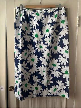 1960s Vintage Floral Pencil Skirt with Daisies